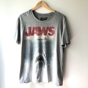 Old Navy Classic Style Jaws Tee Large